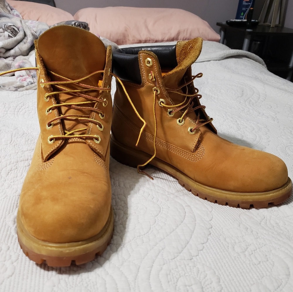 SOLD! Mens Timberland Boots Size 10.5